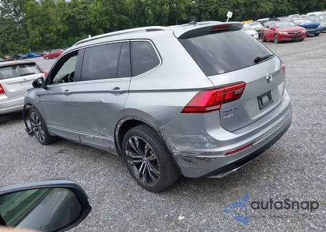 2020 Volkswagen Tiguan 2.0T Sel Premium R-Line z USA, uszkodzony, nr VIN 3VV4B7AX3LM068229